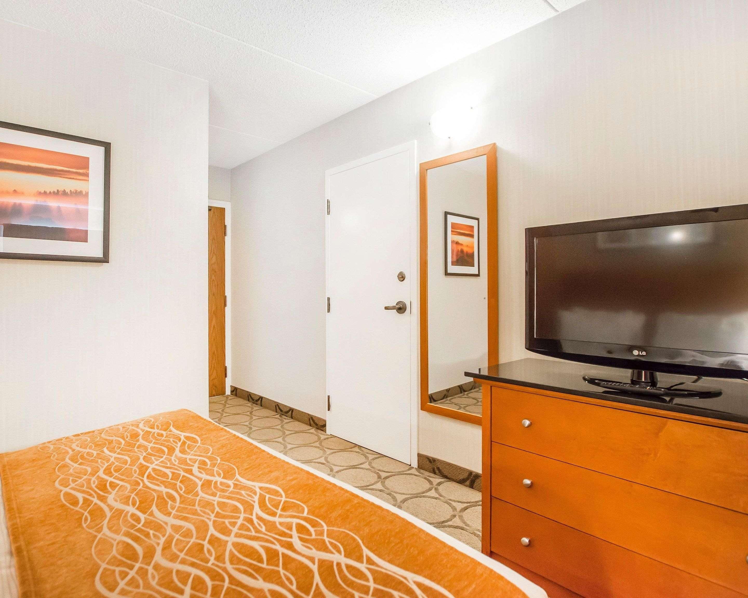 Comfort Inn Edmundston Exterior photo