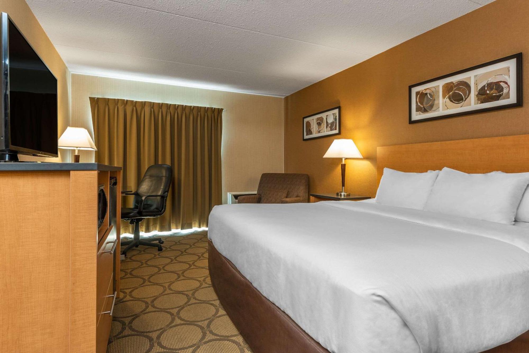 Comfort Inn Edmundston Exterior photo